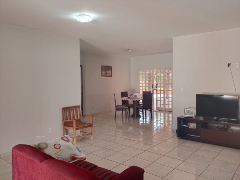 WhatsApp Image 2026-04-13 at 09.07.42 (1)